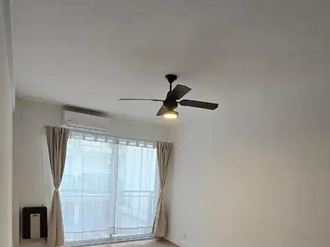 Departamento en Alquiler de 2 Ambientes en Martinez con Balcon