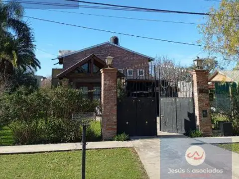 Casa en Funes