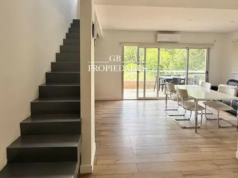 Departamento en Alquiler con 1 cocheras