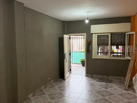 Depto Tipo Casa en Alquiler de 2 dormitorios
