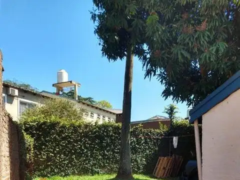 CASA EN VENTA Z/ AV. LAVALLE Y AV. SANTA CRUZ (CF864)