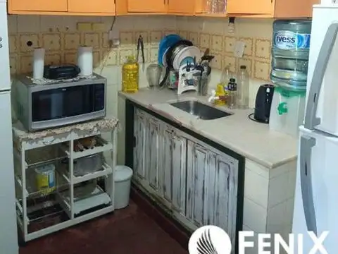 Casa 2 ambientes con 1 baño