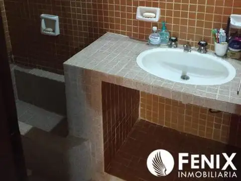 CF864 - CASA EN VENTA Z/ AV. LAVALLE Y AV. SANTA CRUZ