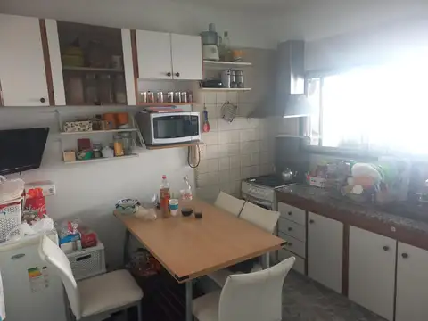 Depto Tipo Casa en Venta en Ramos Mejia Sur, USD 129.900