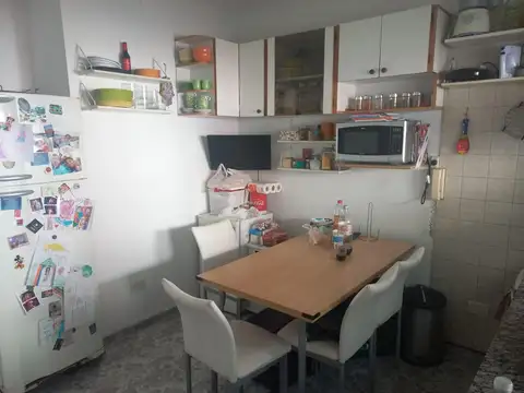 Depto Tipo Casa 3 ambientes con 2 baños