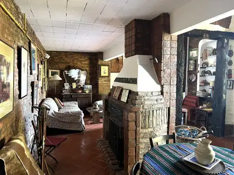 Casa 3 ambientes con 1 baño