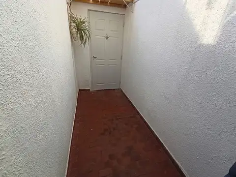 Depto Tipo Casa en Venta de 1 dormitorio