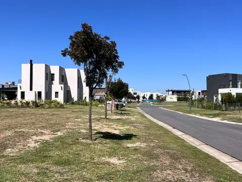 Terreno en venta, Barrio Riberas, Puertos. Escobar