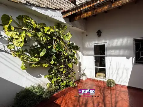 Depto Tipo Casa en Alquiler de 3 ambientes