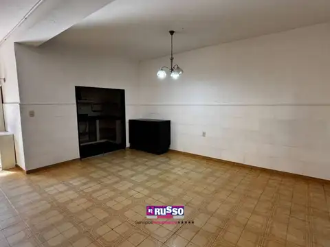 Depto Tipo Casa en Alquiler 25 años