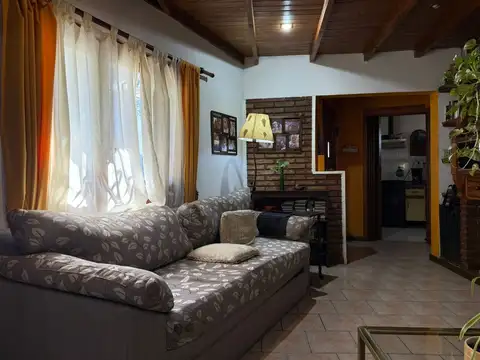 VENTA CASA 4 AMBTES.C/TERRAZA-PIÑEYRO-AVELLANEDA