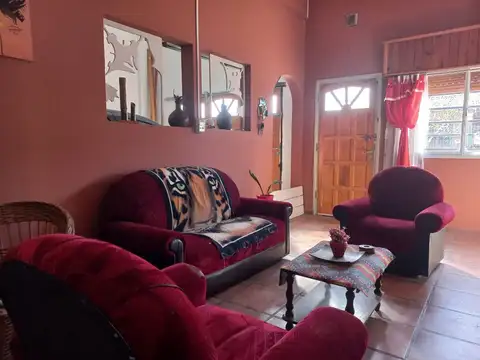 Depto Tipo Casa en Venta en Gonzalez Catan, USD 93.000