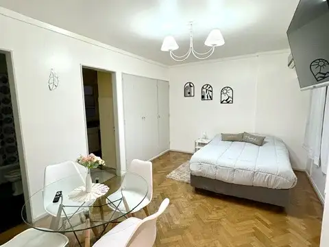 Avenida Olazábal 2500, Piso 2