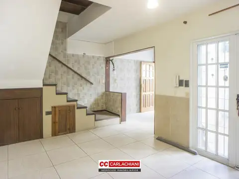 Depto Tipo Casa en Venta en Centro, USD 115.000