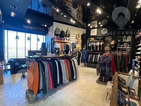 Local en Venta en Guillermo E Hudson, USD 100.000