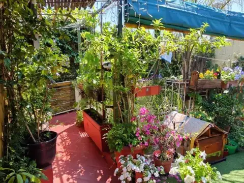 PH 4 Ambientes con Terraza en Avellaneda – Amplio, Luminoso y con Gran Potencial