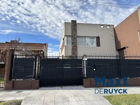 Casa 4 ambientes Quilmes, financiación, facilidades