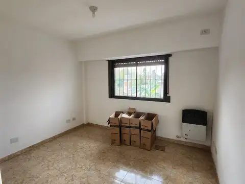 NUEVO - 5 AMBIENTES CON AMPLIA TERRAZA