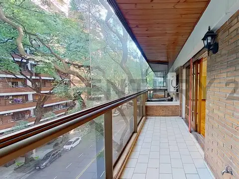 Departamento 5 ambientes con 3 baños