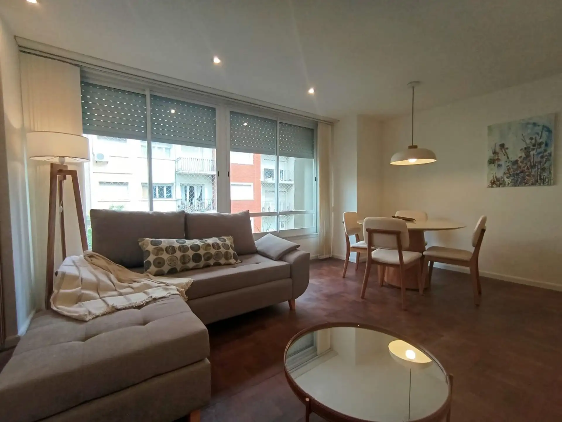 3 AMB A LA CALLE LIVING APAISADO