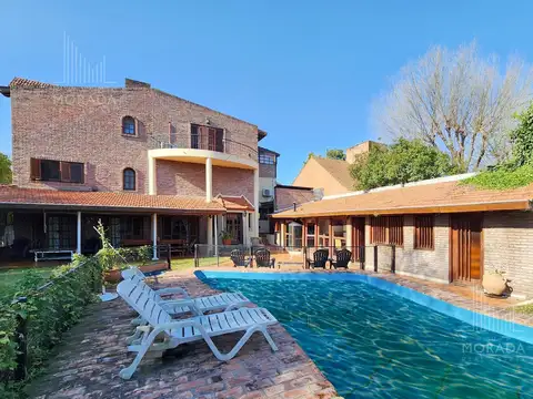 Casa en venta de 6 ambientes en Beccar San Isidro Apto credito
