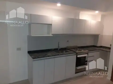 Depto Tipo Casa en Venta de 3 ambientes
