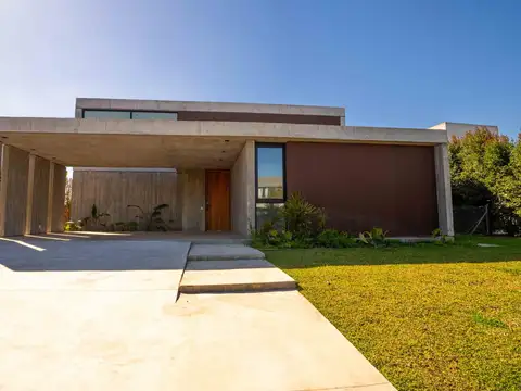 CASA 7 AMB EN VENTA EN PUERTOS MARINAS A LA LAGUNA