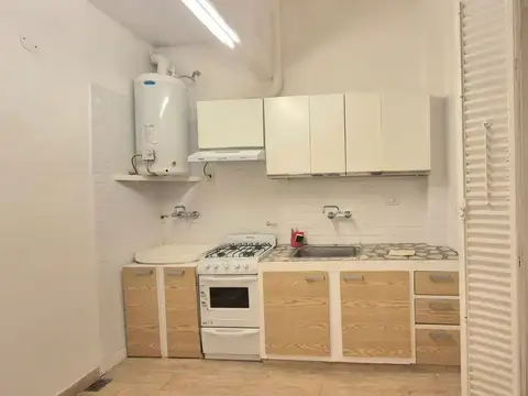 Oficina en Alquiler en Monserrat, $ 1.400.000