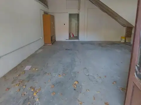 Local en Alquiler en Parque Avellaneda, $ 500.000