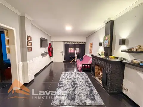 Casa 3 ambientes con 1 baño