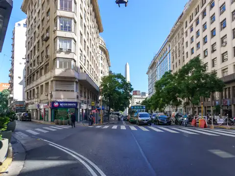 GRAN DEPARTAMENTO CON COCHERA - EXCELENTE UBICACION CENTRICA