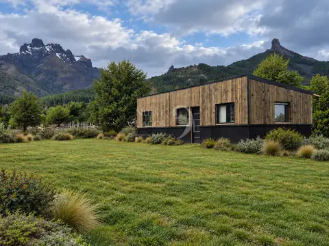 Venta de casa a estrenar en  Villa Lago Meliquina