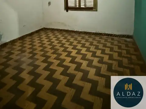 Casa 2 ambientes con 1 baño