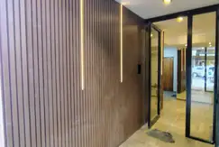 Edificio ubicado a 1/2 cuadra Facultad de Medicina