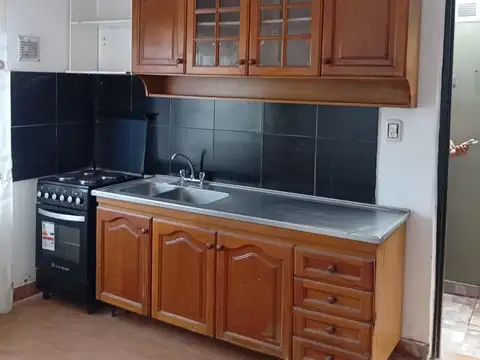 DEPARTAMENTO DE 2 AMBIENTES ELECTRICO LUMINOSO CON LAVADERO 