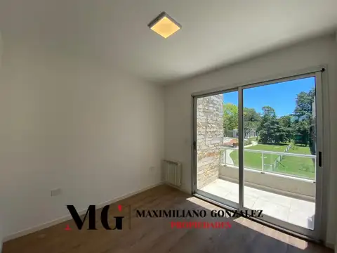 Duplex venta  Complejo Cabral Canning