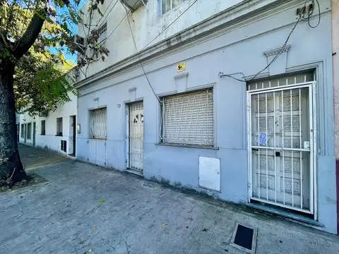 venta Casa oficina con 180m2 cubiertos apto oficina