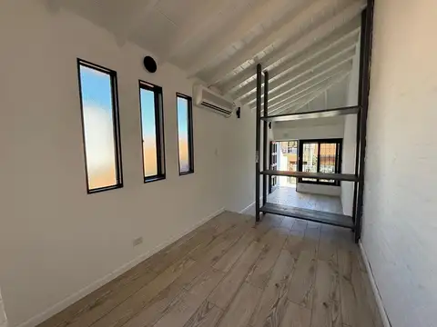 Depto Tipo Casa en Venta de 1 dormitorio