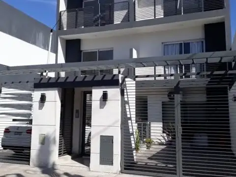 REPUBLICA DE CHILE 100, Piso 1