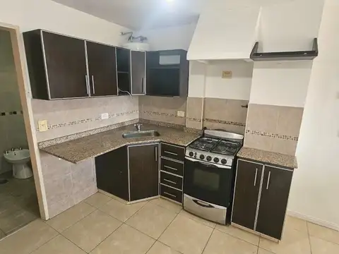Suipacha 100