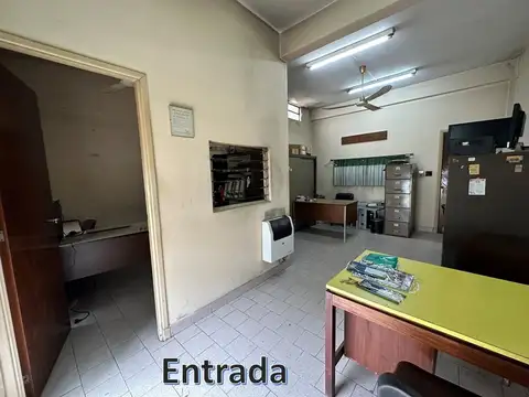 Excelente Fabrica con Oficinas