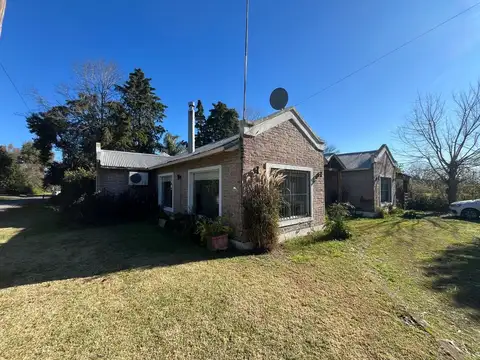 Casa 4 ambientes con 1 baño