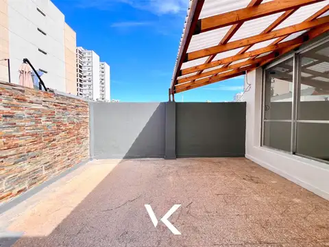 Juan Carlos Cruz 2300 - 1º Piso