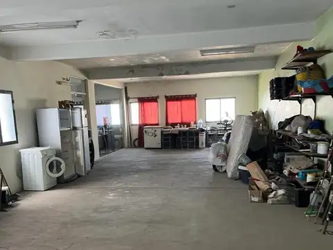 Galpon en Venta en Zona Centro, USD 450.000