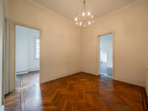 Departamento en Venta de 8 ambientes