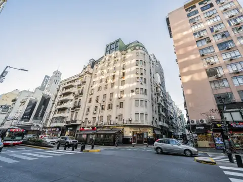 Departamento - San Nicolas - Apto comercial - Frente
