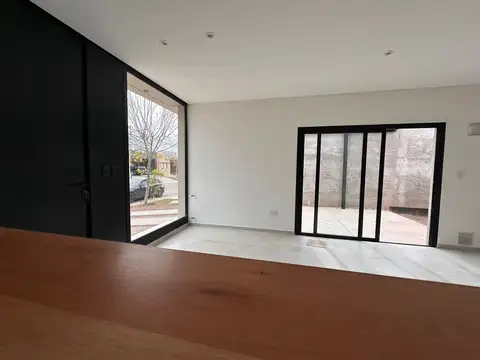 Casa en Venta 1 año