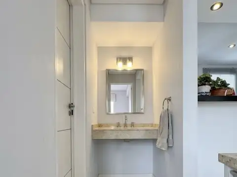 Depto Tipo Casa en Venta en Puerto Madryn, USD 70.000