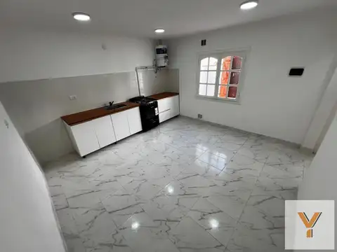 Depto Tipo Casa en Venta de 2 ambientes