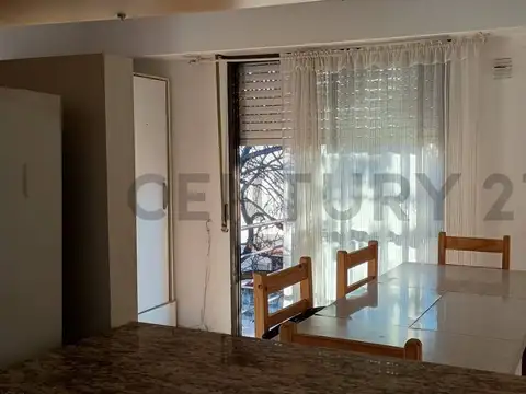 Departamento en Alquiler en República De La Sexta, $ 385.000
